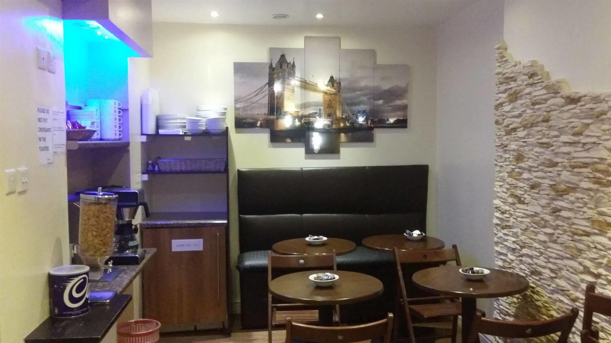 Notting Hill Gate Hotel Лондон Екстериор снимка